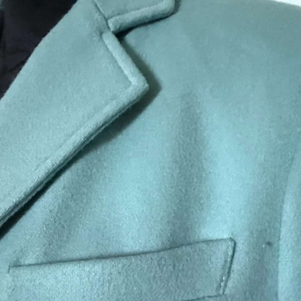 L.L. Bean Women's Light Blue Blazer - Picture 2 of 8